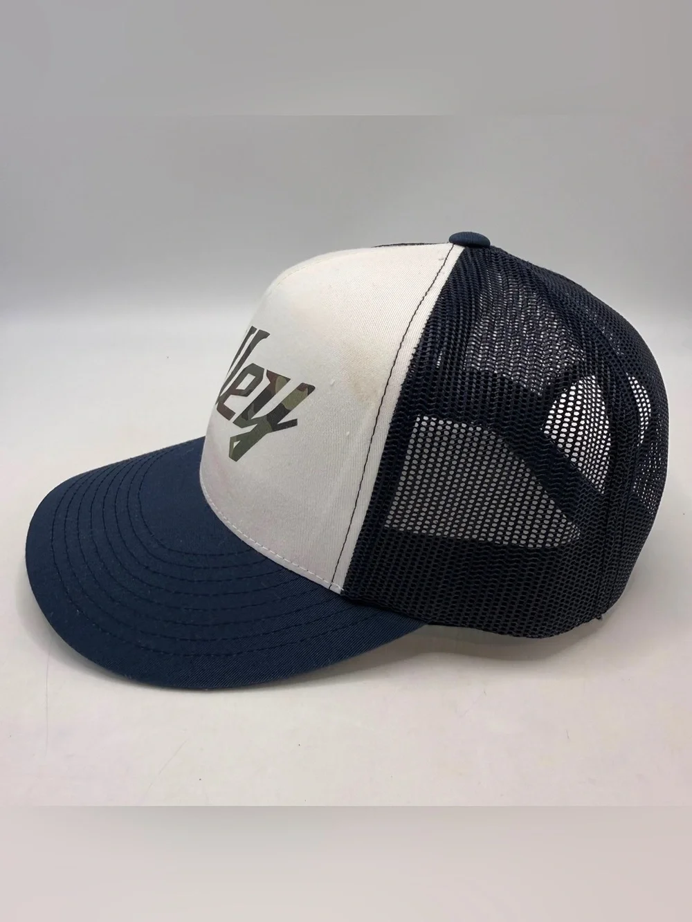 The Classic valley trucker